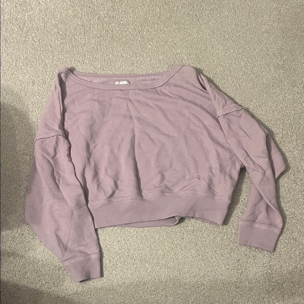 American Eagle Outfitters light purple cropped off shoulder long sleeve